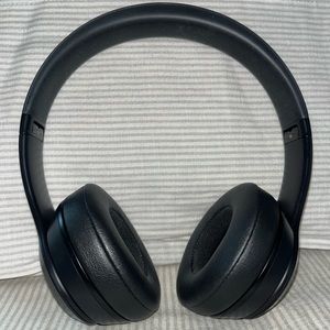 Beats Solo3 Wireless On-Ear Headphones